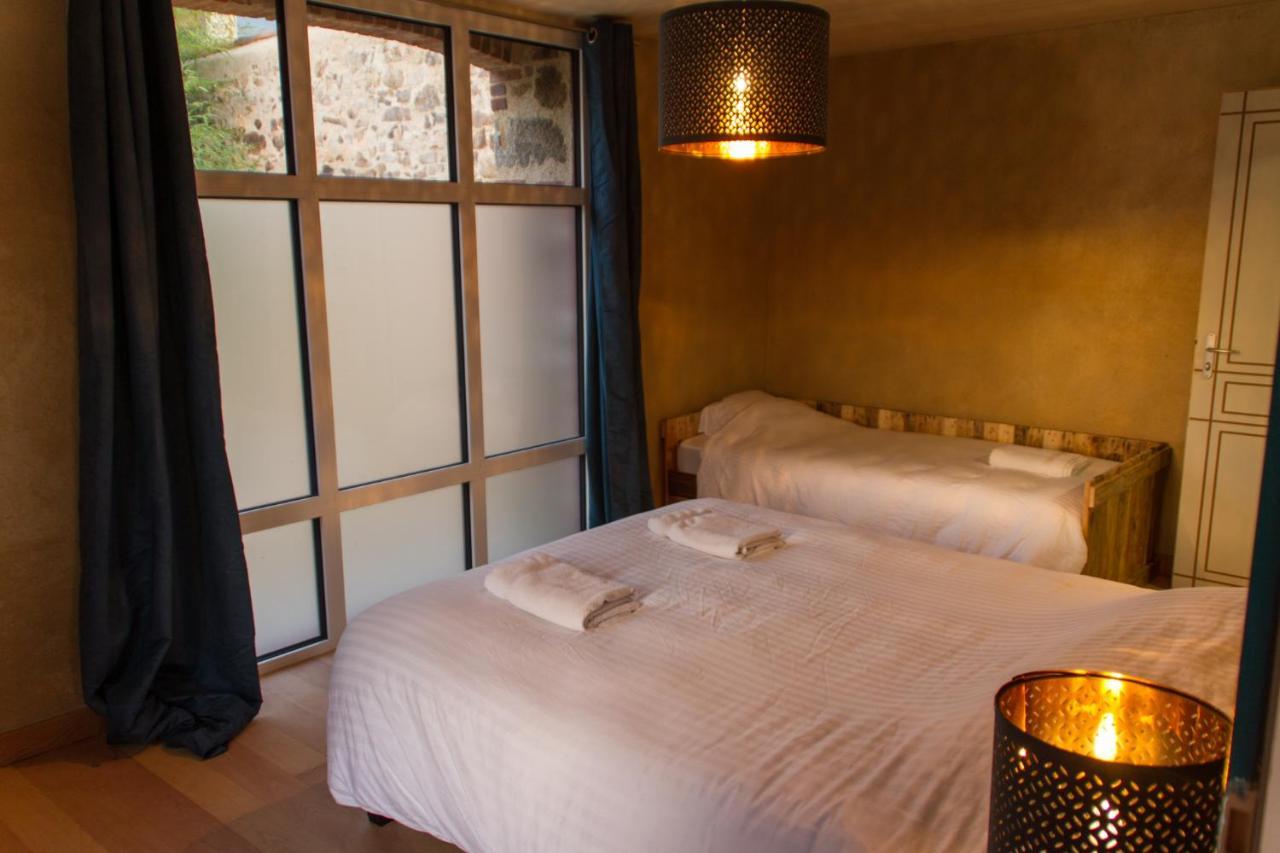 Bazoges-en-Paillers Le Puy Carmin - Chambre D'Hotes Avec Jacuzzi חדר תמונה